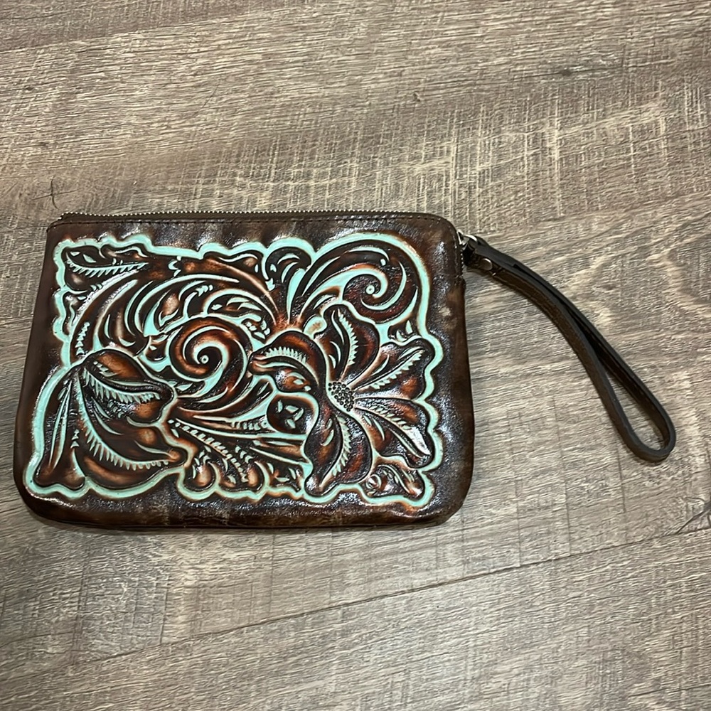 PATRICIA NASH CASSINI POUCH WRISTLET BAG